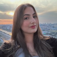 Aline Lacerda Gomes
