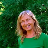 Kathy Beliveau