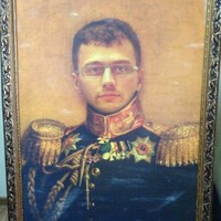 Леонов Виктор