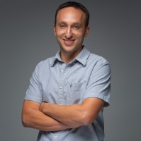 Michael Schneider