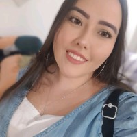 Juliana Naemi