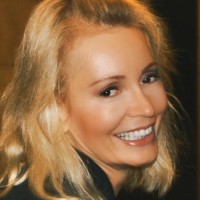 Dr. Evelyn Paetsch