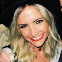 Kelly Fox