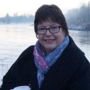 Ruth Holt