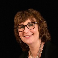 Kate Davidson