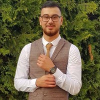 Onur Ay