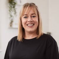 Melanie Hall