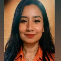 Katherine Bustos Tomalá