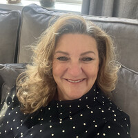 Esther Bergen