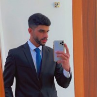 علي رياض