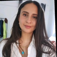 Inês Holder