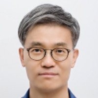 김익수