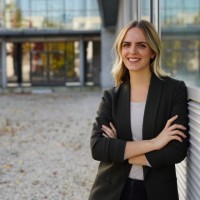 Nina Dold