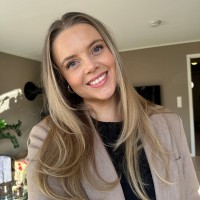 Elisabeth Steine