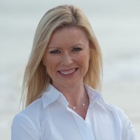 Christine King    Sun-Sentinel Excalibur Award Winner
