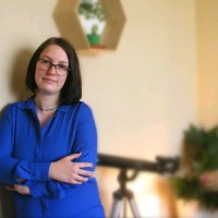 Eszter Csáki