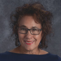 Stephanie Tschida