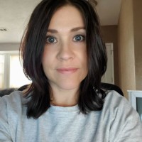 Julie Lawrence