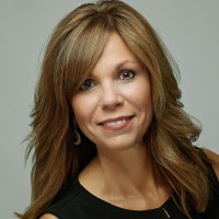 Lisa Halman,Gri