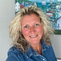 Dr Charlotte Hilton