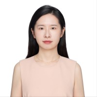 Chloe Yang, Cfa