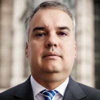 Henrique Lins De Albuquerque