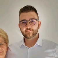 Toni Bakale