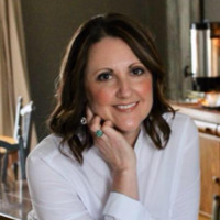 Leslie Glaze