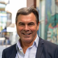 Dr Steve Garth