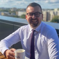 Tomasz Wiesławski, Mba