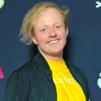 Ben Lyons