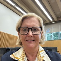 Elizabeth Osta