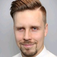 Lars Schröder