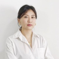 Julia Yuri Kim