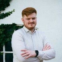 Magnus F.