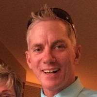 Tom MacNeil