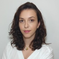 Caroline R. Couto Luz
