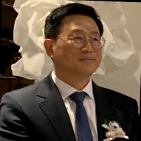 KH Lee