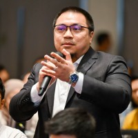 Ahmad Zharif Zaharil, AMIChemE