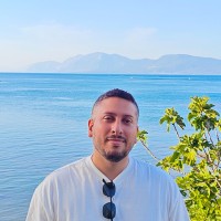 Niv Regev