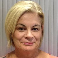 Vicki L Wright
