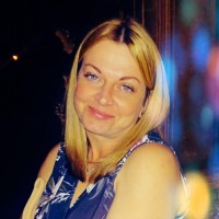 Joanne Adams
