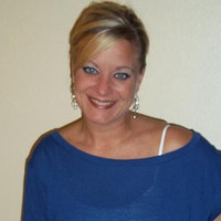 Hollye Long