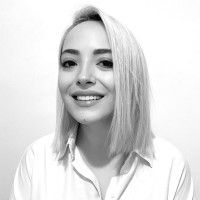 Gonca Akar