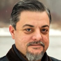 Tony Vasquez, Cm