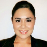Larisa Flores