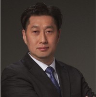 김형욱
