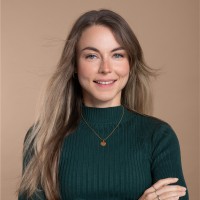 Verena WeberVerena Weber is an Influencer