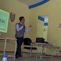 Walter Flores