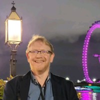 Dr Chris Chatterton